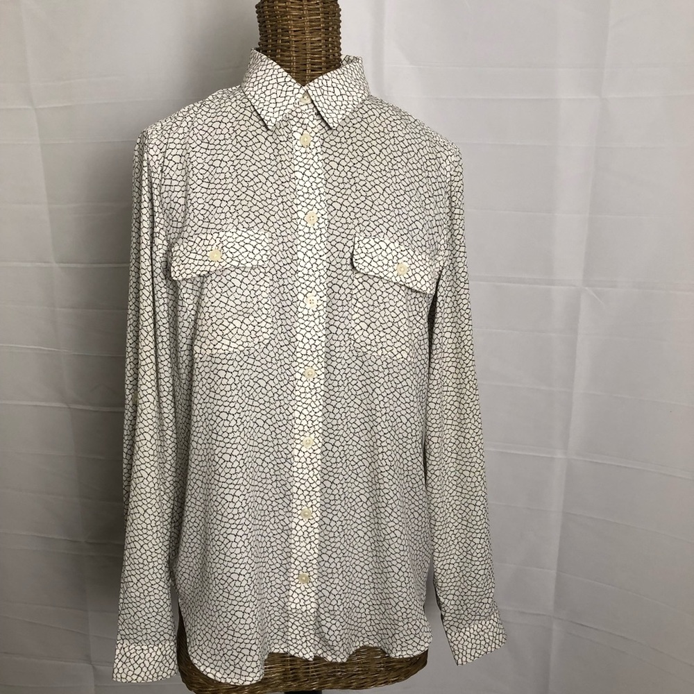 LOFT White Button-Up Long Sleeve Blouse with Black Pebble Print